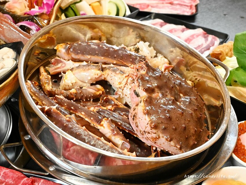 台中市南屯區菁選涮涮鍋｜台中南屯超強活體海鮮火鍋搬新家，帝王蟹大崩盤，錯過等明年！