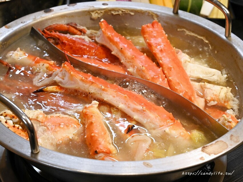 台中市南屯區菁選涮涮鍋｜台中南屯超強活體海鮮火鍋搬新家，帝王蟹大崩盤，錯過等明年！