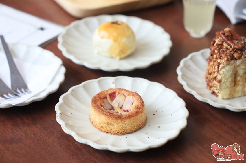 【台南飲料】台南首間「先自然喫茶館」茶飲界的星巴克！極簡風內用空間，佐以一杯好茶：先自然-琥尾寮旗艦門市 - 熱血玩台南。跳躍新世界