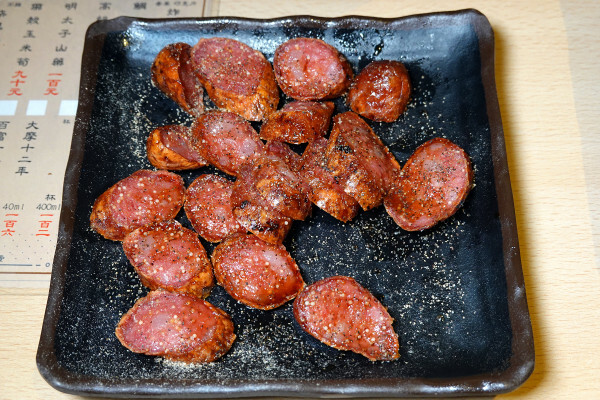 台北東區居酒屋-柒息地延吉店，板南線忠孝敦化站平價居酒屋，串燒19元起台北高CP值居酒屋推薦