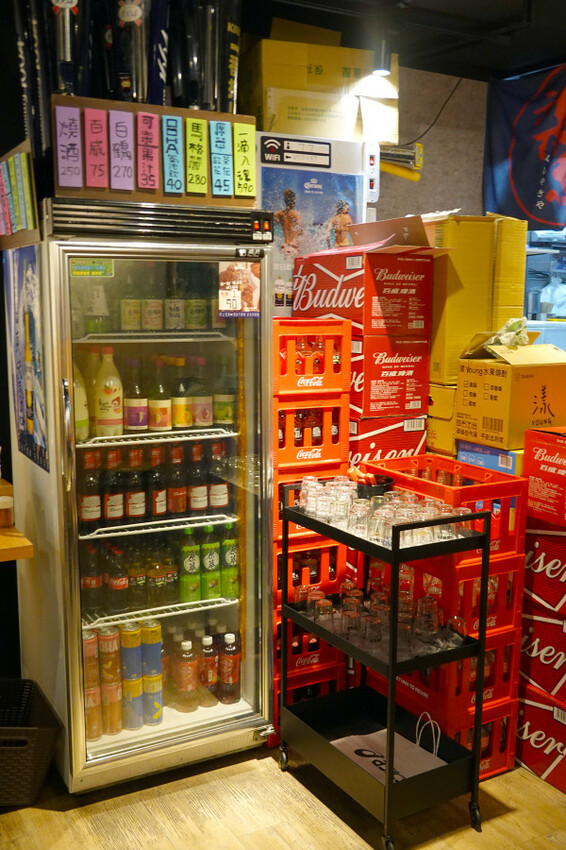 台北東區居酒屋-柒息地延吉店，板南線忠孝敦化站平價居酒屋，串燒19元起台北高CP值居酒屋推薦