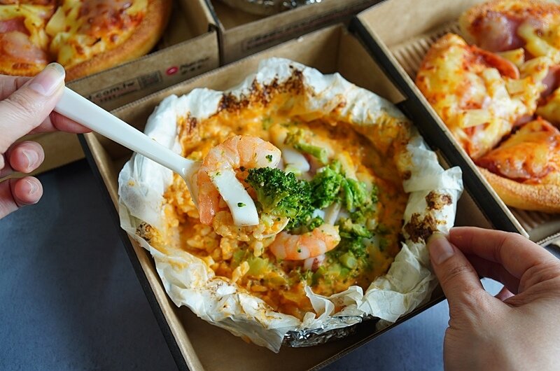 必勝客.必勝客紙包飯.PastaHut.紙包飯.紙包筆管麵.必勝客優惠.必勝客菜單.