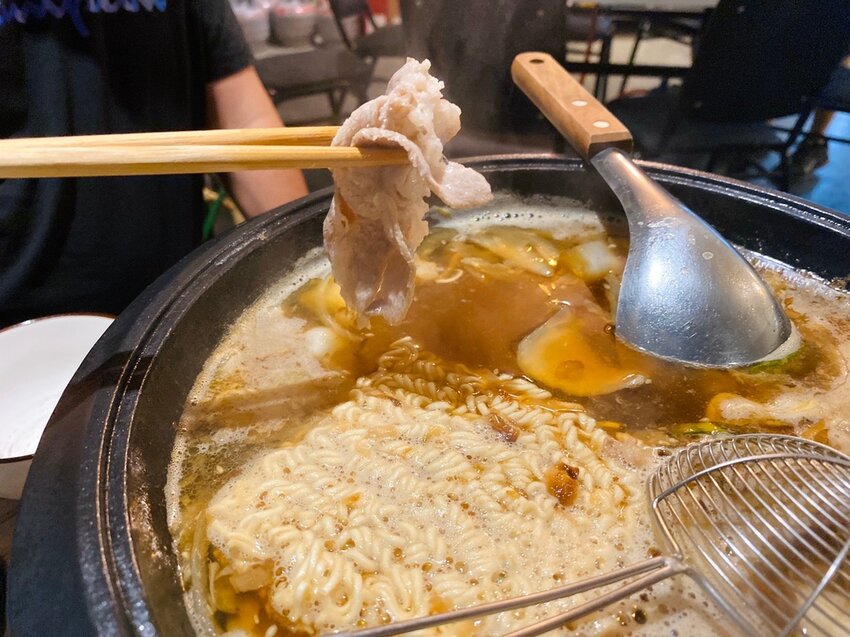 食藝石頭火鍋食材好吃新鮮美味選擇多 (7).jpg