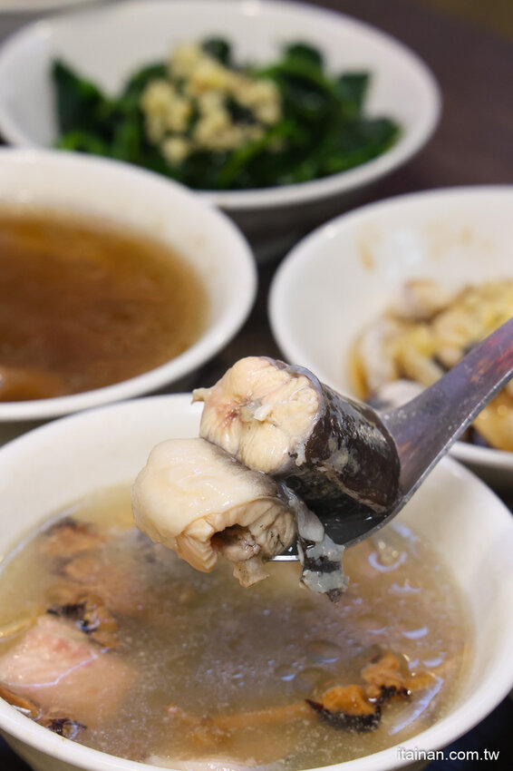 吃台南豬心冬粉不用再大排長龍啦~台南這家「享味豚肉」口味道地價格更超值!隱藏版鰻魚、蒜香心管限量必點! @台南好Food遊