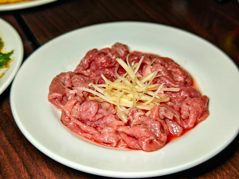 行天宮溫體牛林記,鮮嫩牛肉鍋超值份量,深夜美食CP值高,老饕激推!