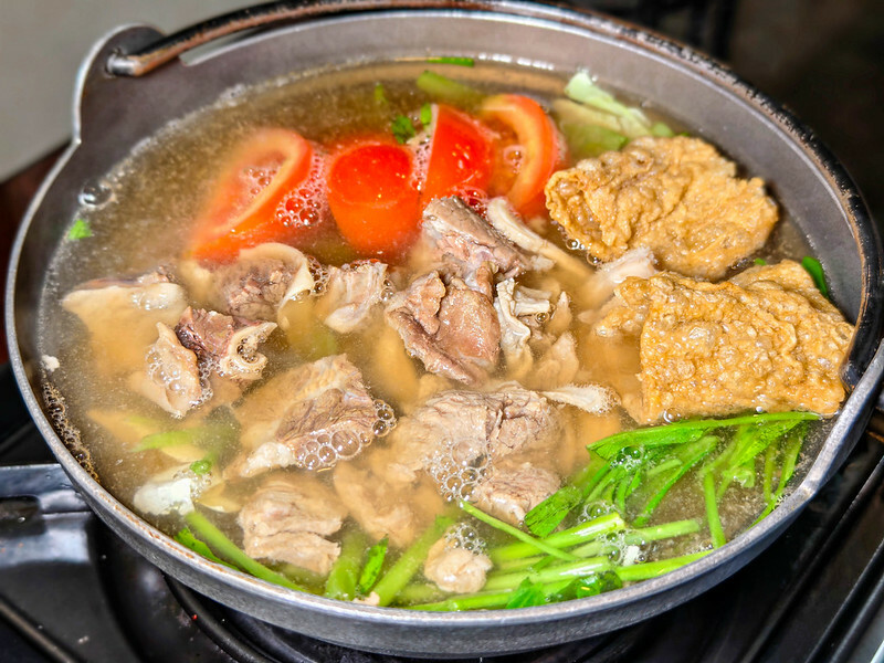 行天宮溫體牛林記,鮮嫩牛肉鍋超值份量,深夜美食CP值高,老饕激推!