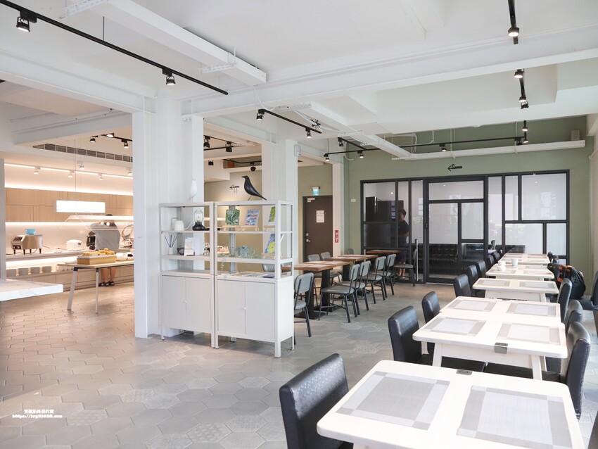 嘉義住宿 – 偶然行旅 藏身在蘭州街 鄰近文化夜市 走路就到 CP值高 平價