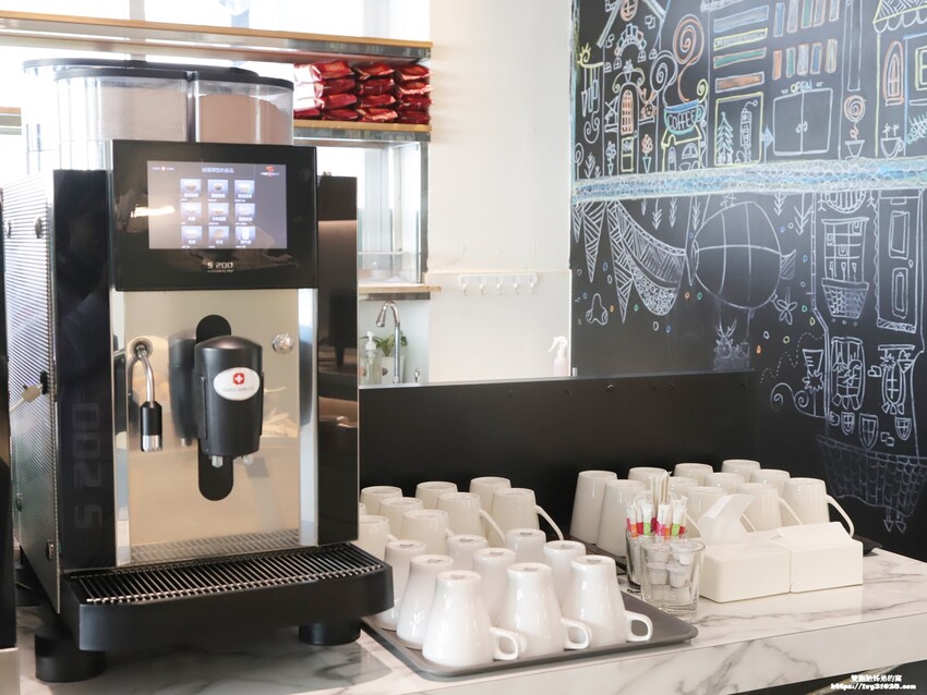 嘉義住宿 – 偶然行旅 藏身在蘭州街 鄰近文化夜市 走路就到 CP值高 平價