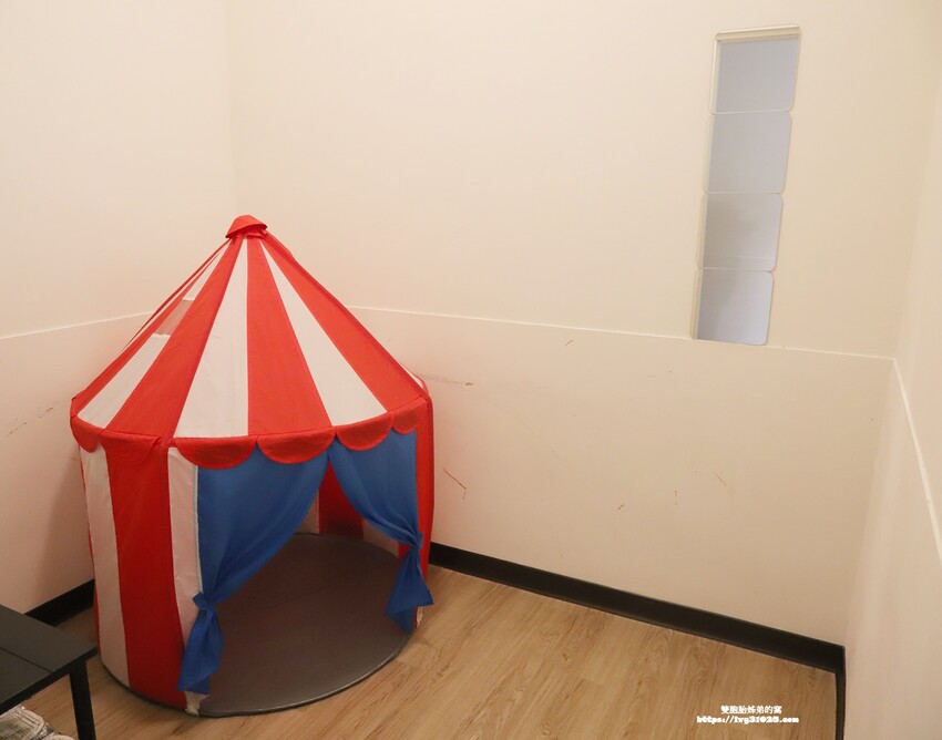 嘉義住宿 – 偶然行旅 藏身在蘭州街 鄰近文化夜市 走路就到 CP值高 平價