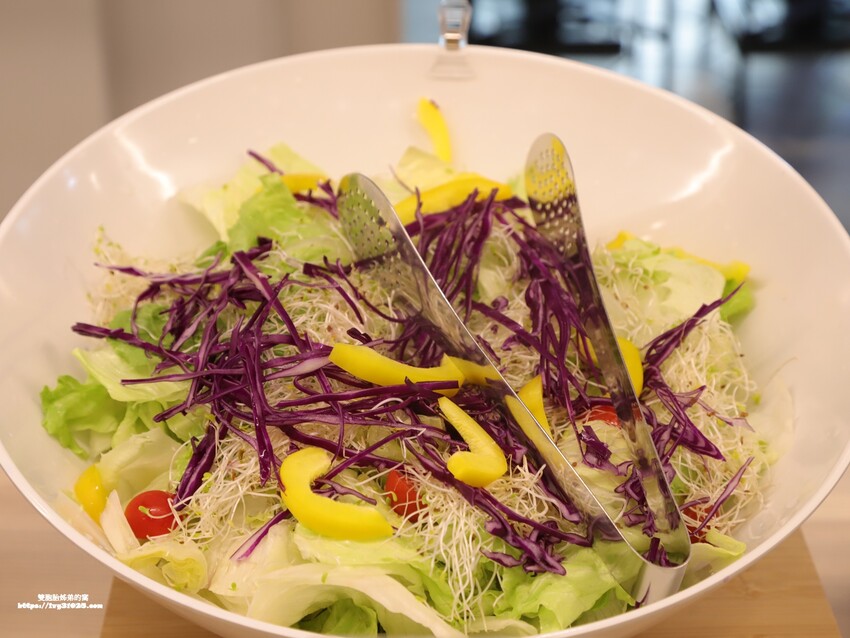 嘉義住宿 – 偶然行旅 藏身在蘭州街 鄰近文化夜市 走路就到 CP值高 平價