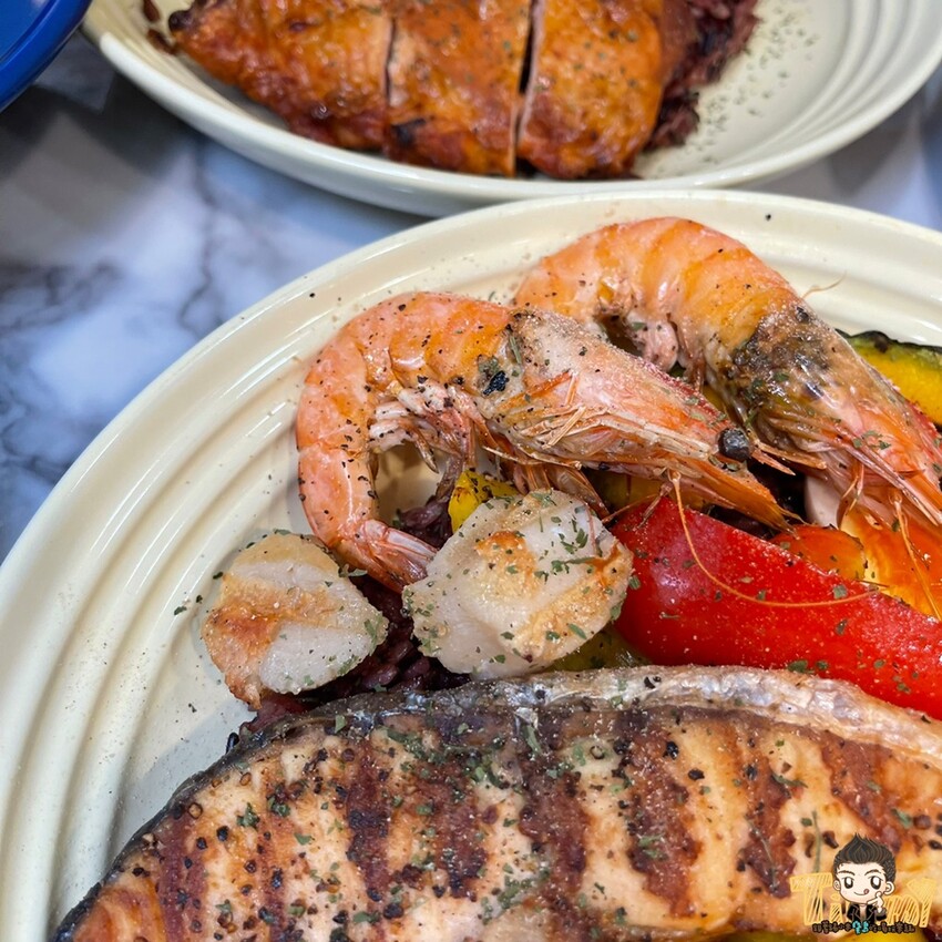 新竹高級蒸烤箱烤出原型食材的健康與美味！115元起義式餐廳等級的健康餐盒！