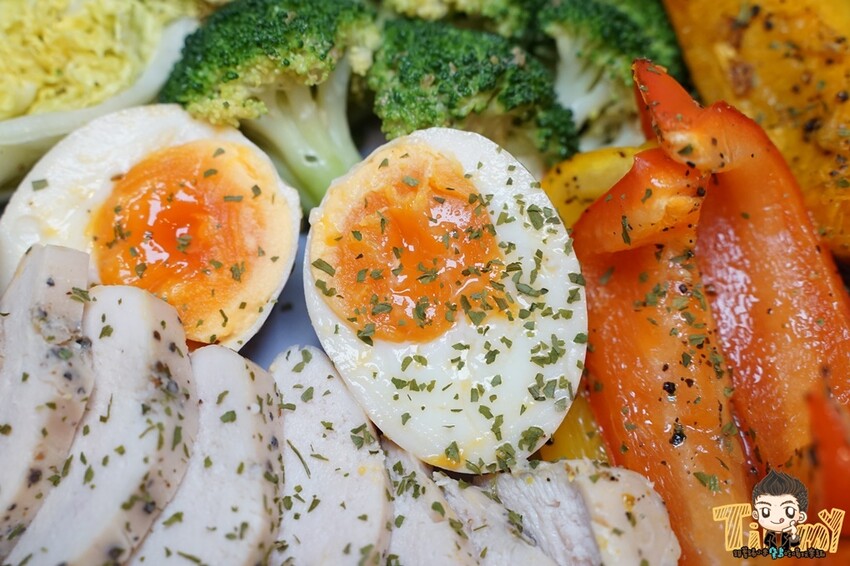 新竹高級蒸烤箱烤出原型食材的健康與美味！115元起義式餐廳等級的健康餐盒！