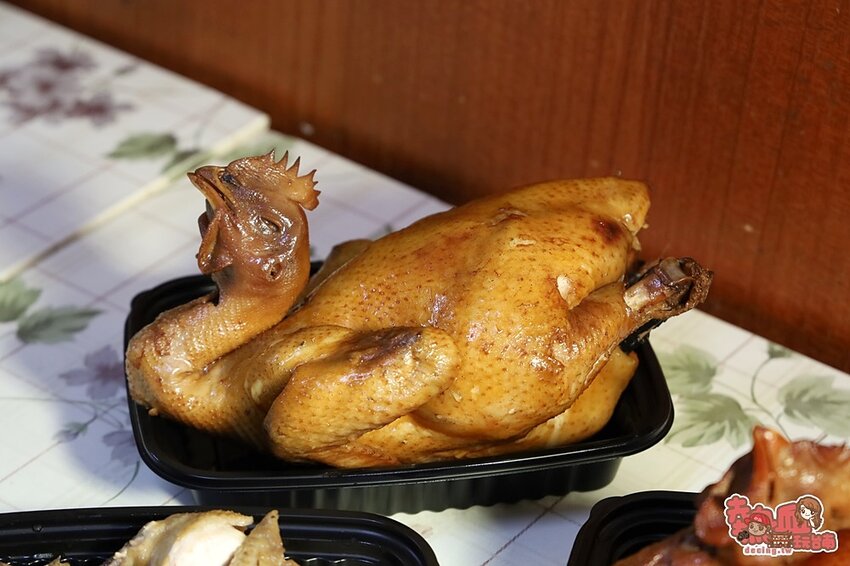 【台南便當】台南秒殺等級的土雞便當店！全雞半雞也很狂，記得要早點來或預訂啊：好棒棒土雞便當 - 熱血玩台南。跳躍新世界