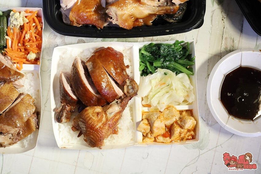 【台南便當】台南秒殺等級的土雞便當店！全雞半雞也很狂，記得要早點來或預訂啊：好棒棒土雞便當 - 熱血玩台南。跳躍新世界