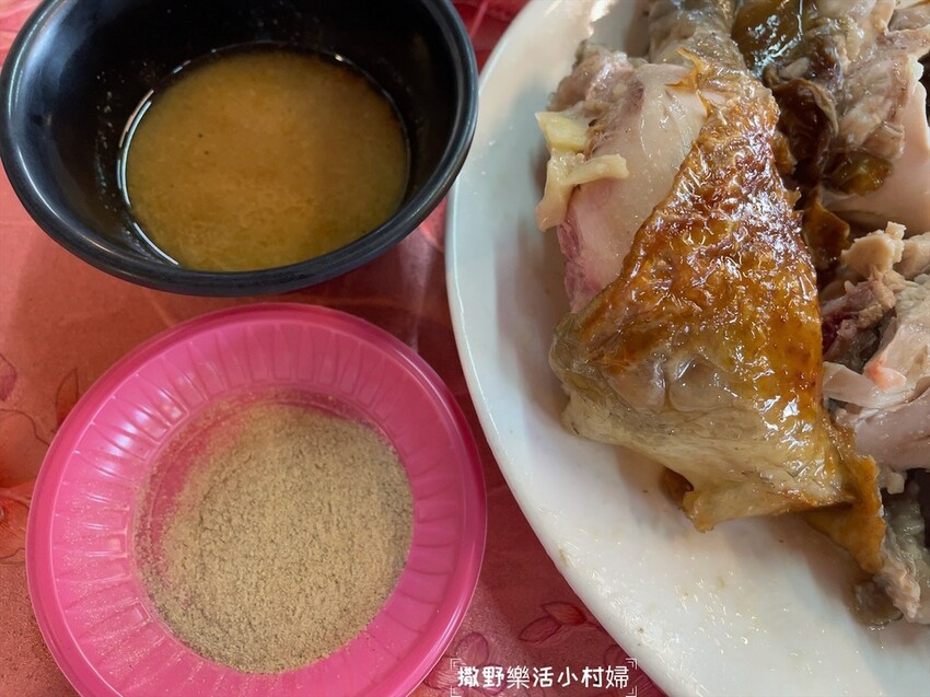 坐流籠下來的香噴噴烤雞｜拉拉山【光明休閒農場】馬告磚窯雞