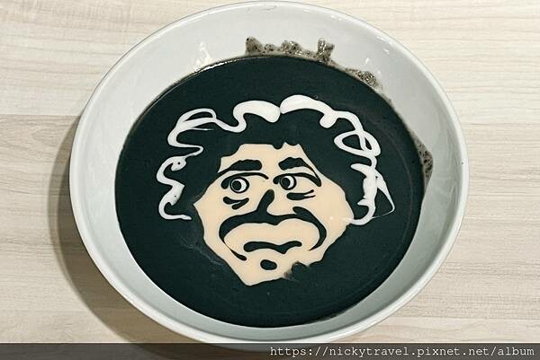 高雄美食 ◎ 鹽埕區-九記 鹽埕食糖水