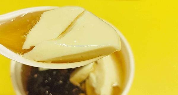 【新店美食】甜在心糖水舖｜豆花１碗只要３５元，太誇張的便宜啦～！