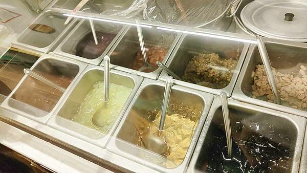 【新店美食】甜在心糖水舖｜豆花１碗只要３５元，太誇張的便宜啦～！