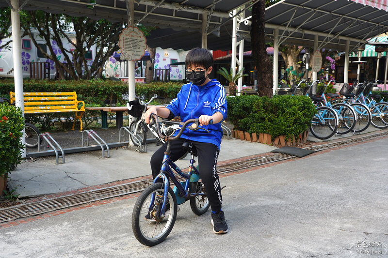嘉義住宿推薦》詩情花園渡假村~豪華露營車一房一台  團康晚會 小孩玩得超開心 嘉義親子住宿