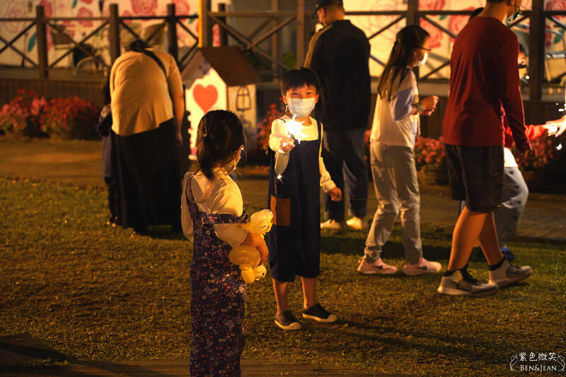 嘉義住宿推薦》詩情花園渡假村~豪華露營車一房一台  團康晚會 小孩玩得超開心 嘉義親子住宿