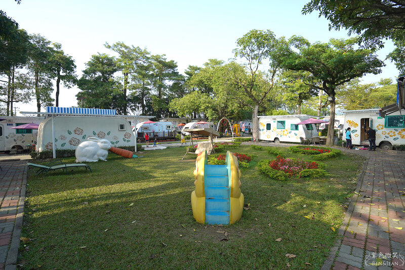 嘉義住宿推薦》詩情花園渡假村~豪華露營車一房一台  團康晚會 小孩玩得超開心 嘉義親子住宿