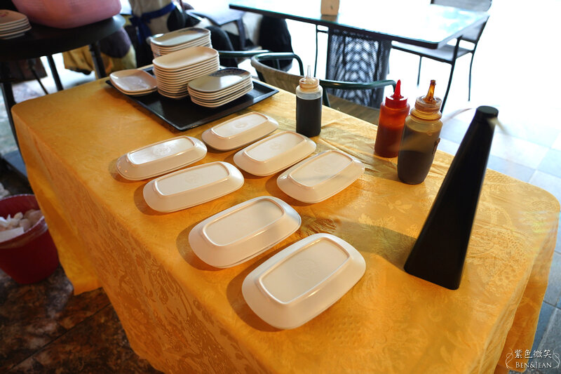 嘉義住宿推薦》詩情花園渡假村~豪華露營車一房一台  團康晚會 小孩玩得超開心 嘉義親子住宿