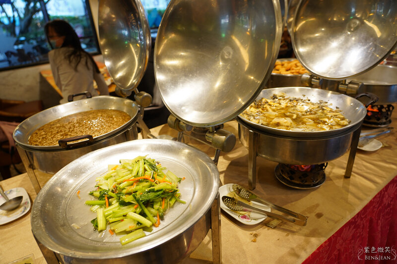 嘉義住宿推薦》詩情花園渡假村~豪華露營車一房一台  團康晚會 小孩玩得超開心 嘉義親子住宿