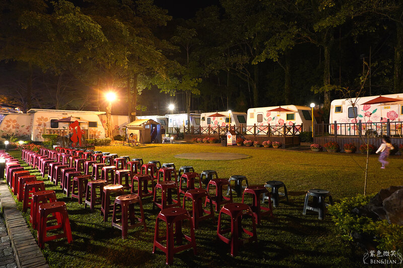 嘉義住宿推薦》詩情花園渡假村~豪華露營車一房一台  團康晚會 小孩玩得超開心 嘉義親子住宿