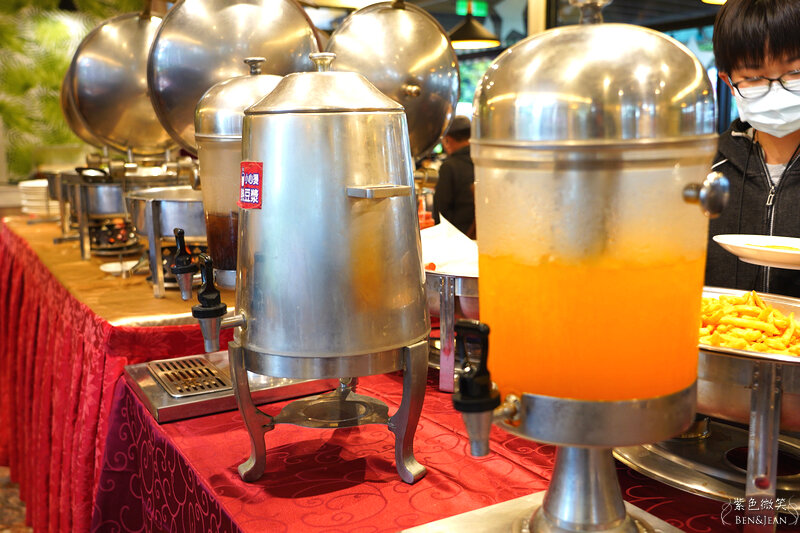 嘉義住宿推薦》詩情花園渡假村~豪華露營車一房一台  團康晚會 小孩玩得超開心 嘉義親子住宿