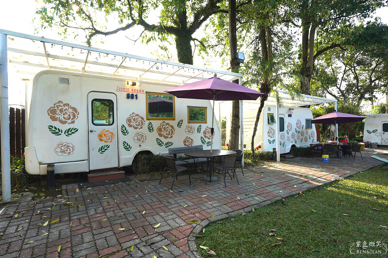 嘉義住宿推薦》詩情花園渡假村~豪華露營車一房一台  團康晚會 小孩玩得超開心 嘉義親子住宿