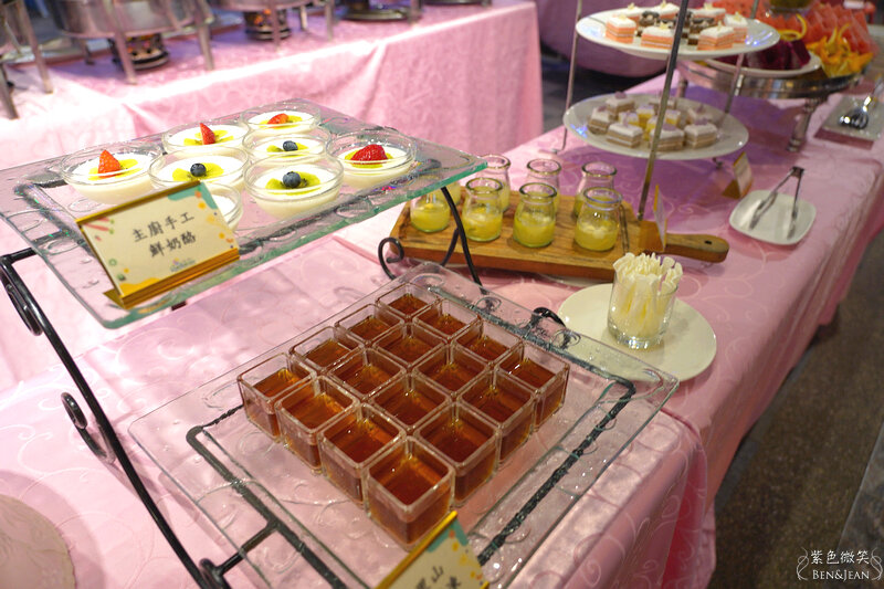 嘉義住宿推薦》詩情花園渡假村~豪華露營車一房一台  團康晚會 小孩玩得超開心 嘉義親子住宿