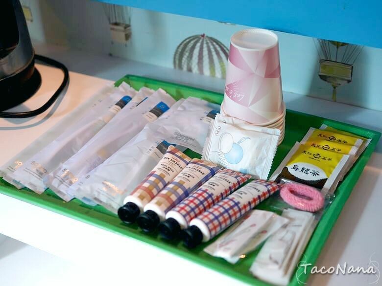 嘉義露營車推薦》詩情花園渡假村│夢幻森林系露營車住宿，一入園就玩不停！直接車前就開吃的BBQ晚餐與一系列