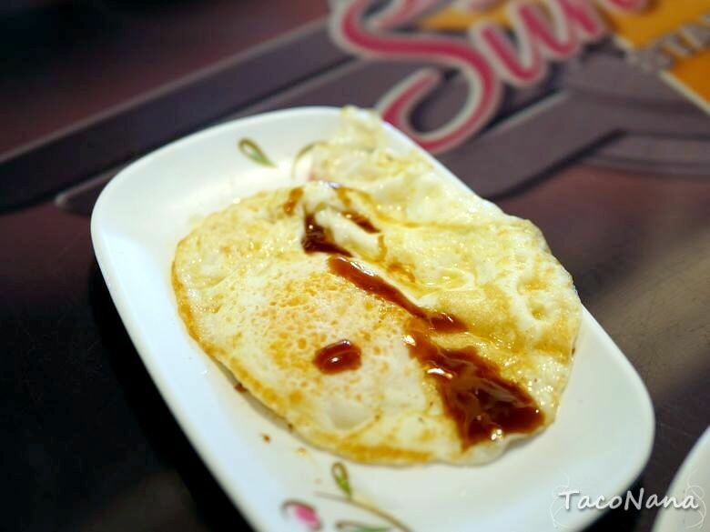 嘉義露營車推薦》詩情花園渡假村│夢幻森林系露營車住宿，一入園就玩不停！直接車前就開吃的BBQ晚餐與一系列