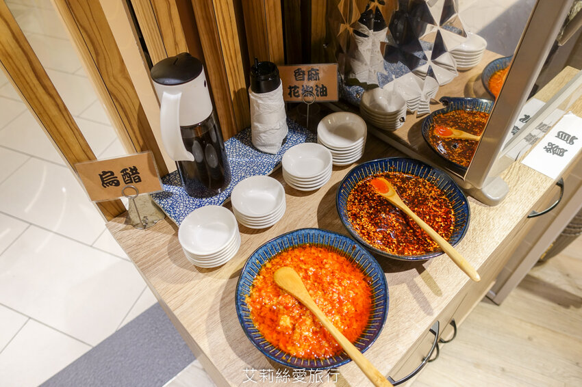 內湖美食 一個人也能吃麻辣鍋 香麻夠味 湯頭順口可以直接喝 緒食一鍋小麻辣 青花滷 CITYLINK美食 - 艾莉絲愛旅行