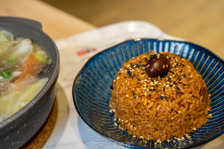 內湖美食 一個人也能吃麻辣鍋 香麻夠味 湯頭順口可以直接喝 緒食一鍋小麻辣 青花滷 CITYLINK美食 - 艾莉絲愛旅行