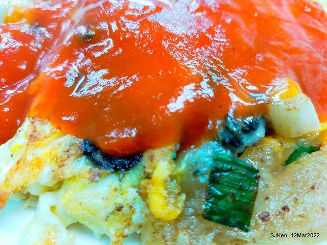 (北投芝山站周邊美食)「莊添喜小吃店」(Oyster omelette ,pork meat & squid soup store), Taipei, Taiwan, SJKen, Mar 12, 2022.