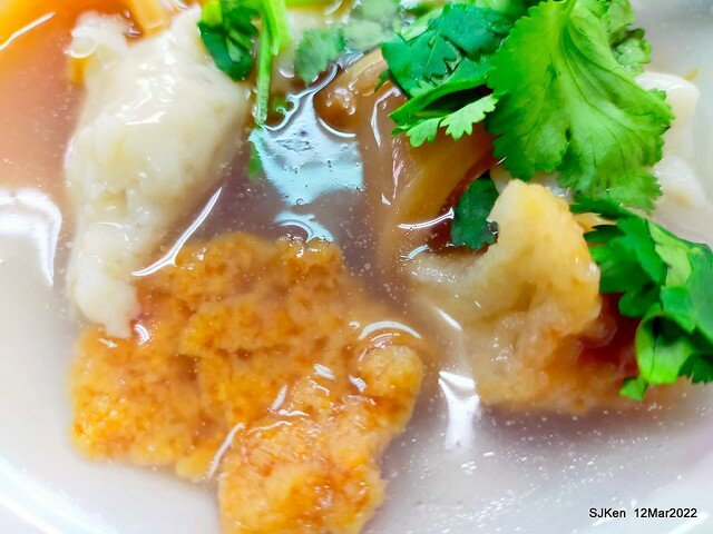 (北投芝山站周邊美食)「莊添喜小吃店」(Oyster omelette ,pork meat & squid soup store), Taipei, Taiwan, SJKen, Mar 12, 2022.