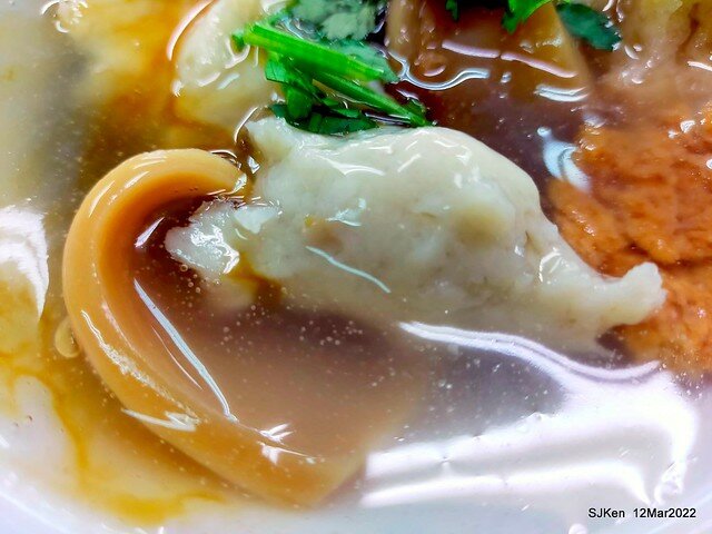 (北投芝山站周邊美食)「莊添喜小吃店」(Oyster omelette ,pork meat & squid soup store), Taipei, Taiwan, SJKen, Mar 12, 2022.