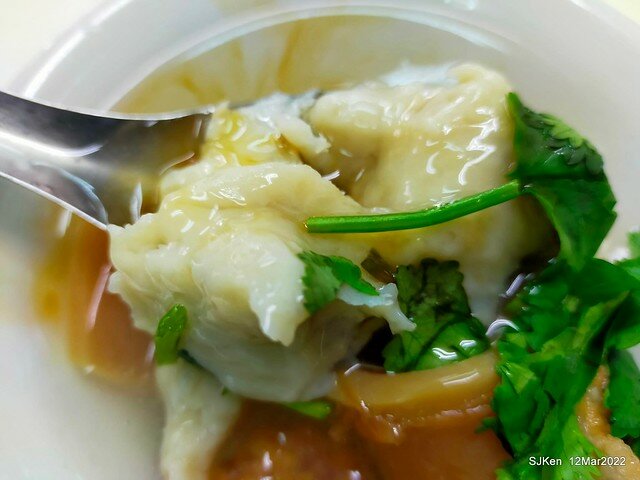 (北投芝山站周邊美食)「莊添喜小吃店」(Oyster omelette ,pork meat & squid soup store), Taipei, Taiwan, SJKen, Mar 12, 2022.