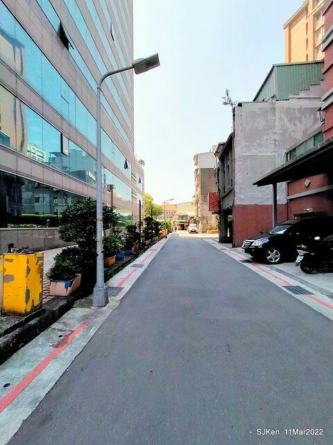 (大稻埕美食)「佳興魚丸店」總店(Fish ball soup, squid soup &　bean thread noodle), Taipei, Taiwan, SJKen, Mar 11, 2022.