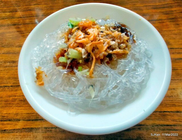 (大稻埕美食)「佳興魚丸店」總店(Fish ball soup, squid soup &　bean thread noodle), Taipei, Taiwan, SJKen, Mar 11, 2022.