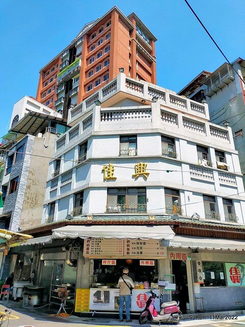 (大稻埕美食)「佳興魚丸店」總店(Fish ball soup, squid soup &　bean thread noodle), Taipei, Taiwan, SJKen, Mar 11, 2022.
