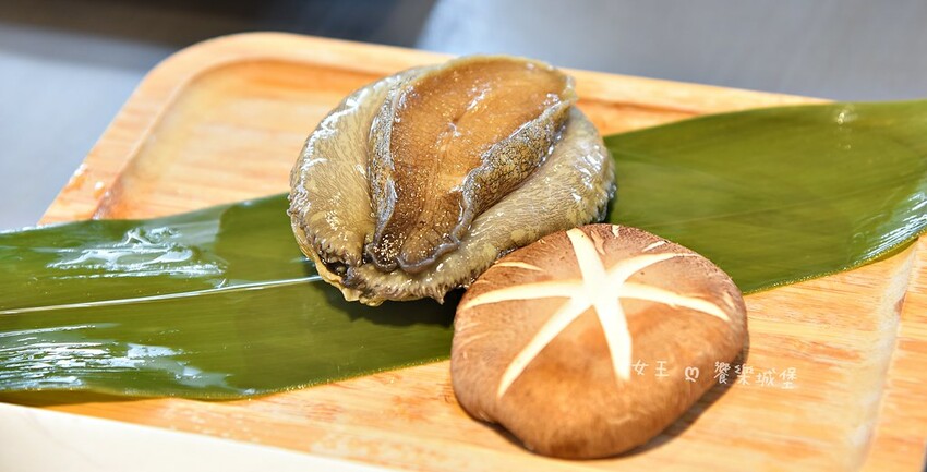 台北一位難求頂級鐵板燒插旗林口 ll 網路溫度計冠軍,老饕活龍蝦三吃、A5和牛、生食級干貝14品豪華料理,20