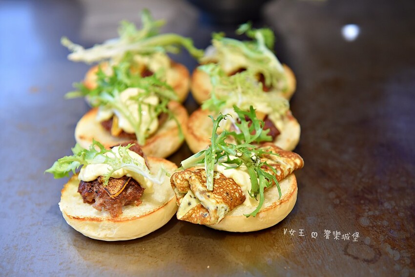 台北一位難求頂級鐵板燒插旗林口 ll 網路溫度計冠軍,老饕活龍蝦三吃、A5和牛、生食級干貝14品豪華料理,20