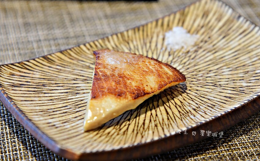 台北一位難求頂級鐵板燒插旗林口 ll 網路溫度計冠軍,老饕活龍蝦三吃、A5和牛、生食級干貝14品豪華料理,20