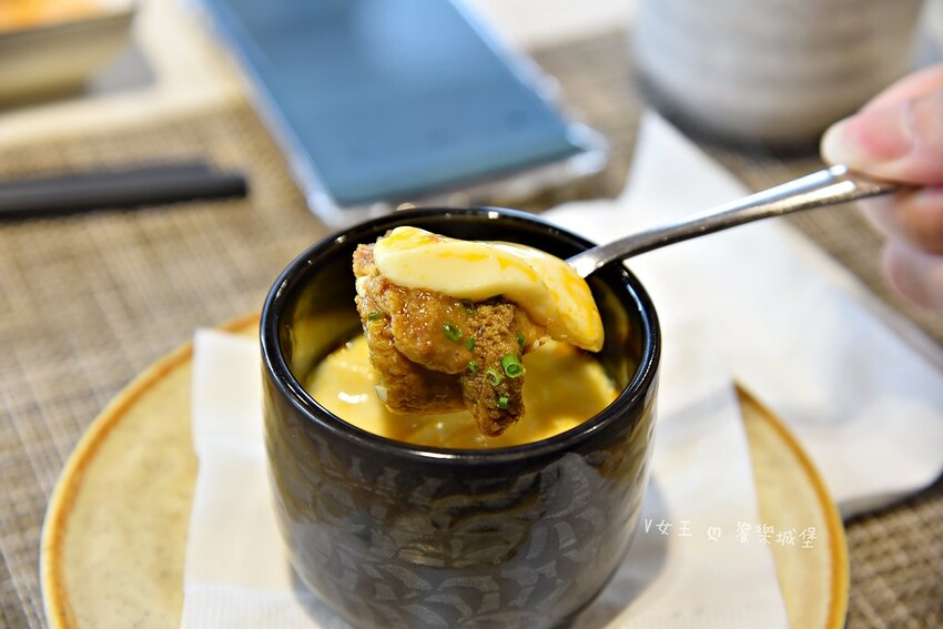 台北一位難求頂級鐵板燒插旗林口 ll 網路溫度計冠軍,老饕活龍蝦三吃、A5和牛、生食級干貝14品豪華料理,20