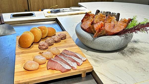 LINE_ALBUM__230131_137 LINE_ALBUM__230131_137