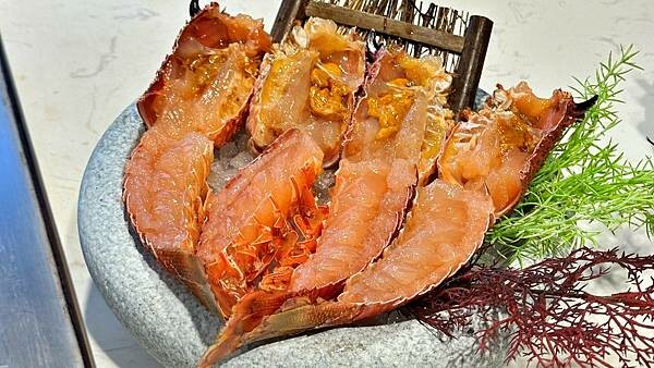 LINE_ALBUM__230131_129 LINE_ALBUM__230131_129