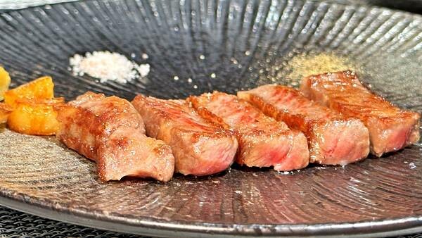 LINE_ALBUM__230131_28 LINE_ALBUM__230131_28