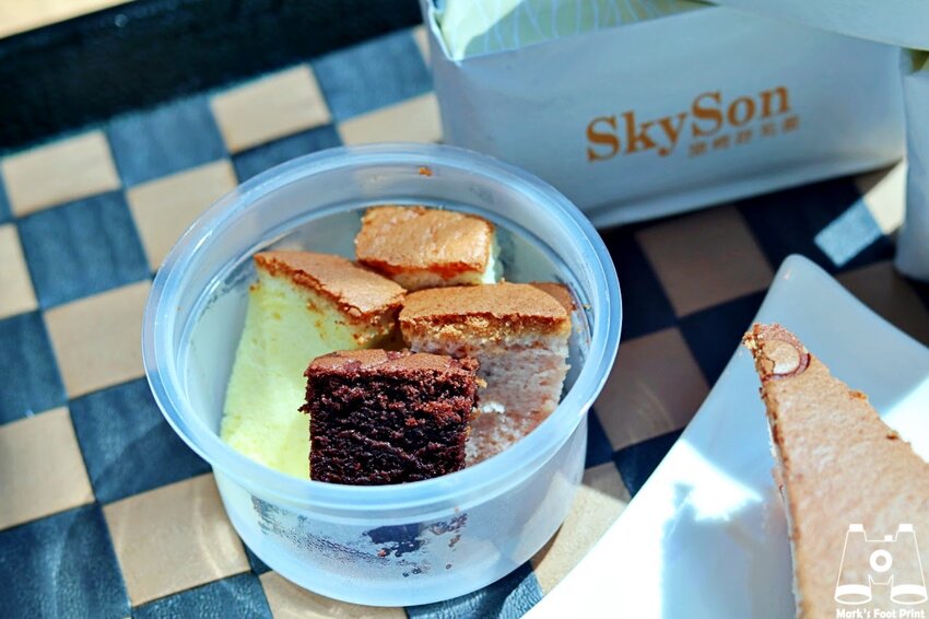 Skyson天子舒芙蕾新烏日車站門市｜入口即化的法式甜點，獨創三種吃法超神奇 - 馬克的足跡